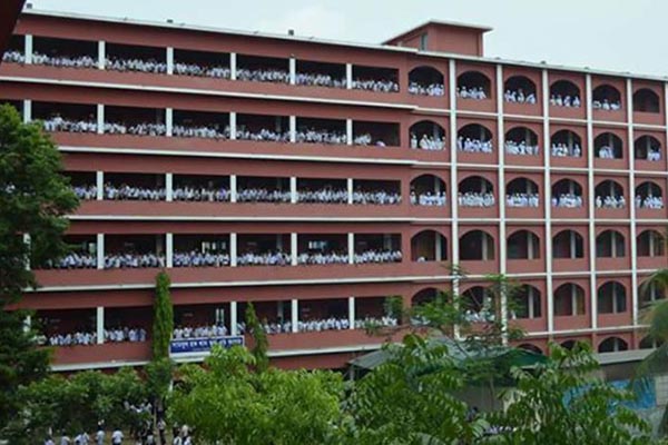 শ্রেষ্ঠ প্রতিষ্ঠান হিসেবে শামসুল হক খান স্কুল অ্যান্ড কলেজ নির্বাচিত
