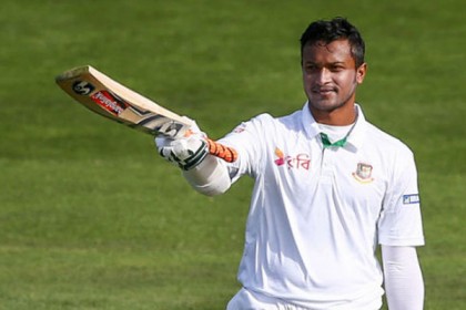 ৫০তম টেস্টে সাকিবের অর্ধশতক