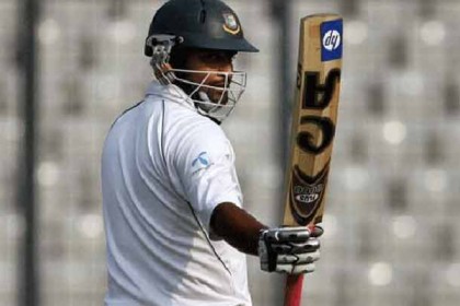 সাকিবের পর ৫০তম টেস্টে তামিমেরও  অর্ধশতক