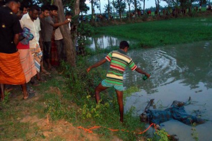 নওগাঁয় হত্যা মামলার আসামির লাশ উদ্ধার