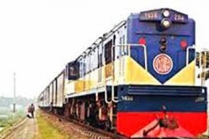 ঢাকা-পার্বতীপুর রুটে আজ থেকে ঈদ স্পেশাল ট্রেন
