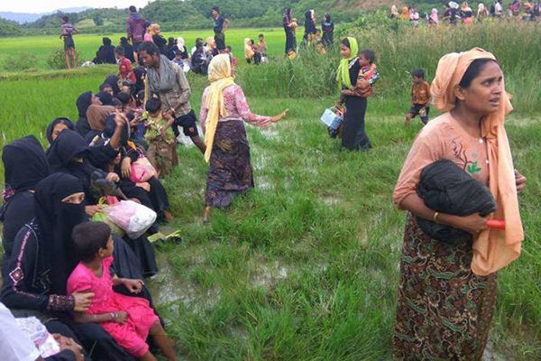 হেলিকপ্টারে হামলা চালাচ্ছে মিয়ানমার আর্মি, জিরো পয়েন্টে আর্তনাদ