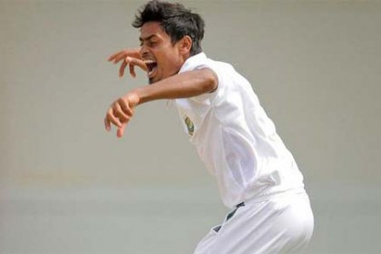 ফিরলেন অ্যাস্টন আগারও