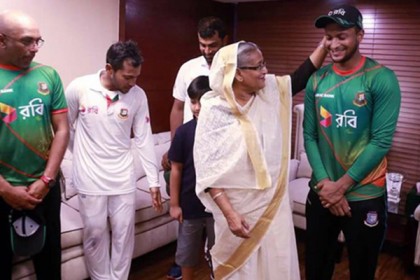 প্রধানমন্ত্রী সব সময় আমাদের সাপোর্ট দেন : সাকিব 