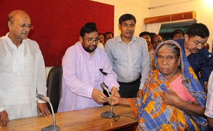 'সরকার প্রতিটি ক্ষেত্রে উন্নয়ন অব্যাহত রেখেছে'