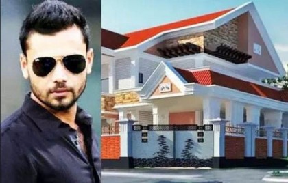 এবার মাশরাফির ঈদ নড়াইলের 'মর্তুজা কটেজে'  