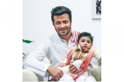 সারাদিন বাবার সাথে জয়ের ঈদ