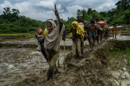 এবার রোহিঙ্গাদের খাদ্য সহায়তা বন্ধ করলো জাতিসংঘ