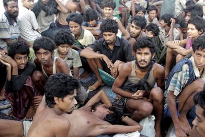রোহিঙ্গাদের ৭শ’ বাড়ি পুড়িয়ে দেয়া হয়েছে