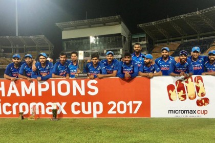 টেস্টের পর ওয়ানডে সিরিজেও হোয়াইটওয়াশ শ্রীলঙ্কা