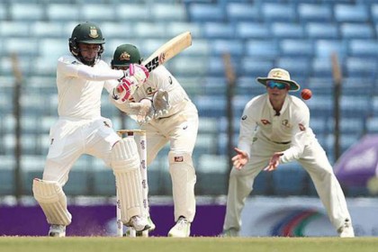 দিন শেষে বাংলাদেশের সংগ্রহ ২৫৩