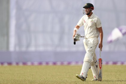 জ্বলে উঠলেন মুস্তাফিজ, অস্ট্রেলিয়ার হোঁচট