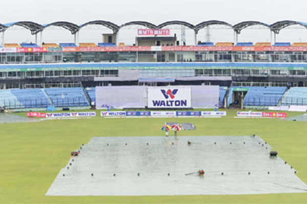 চট্টগ্রাম টেস্টে বৃষ্টির বাগড়া