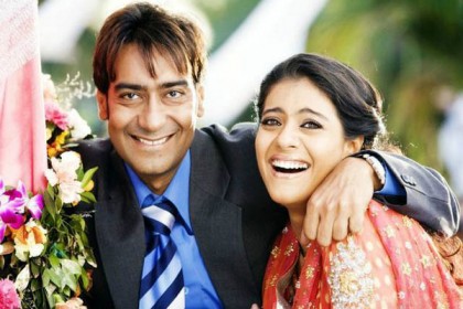 প্রকাশ্যেই খুনসুটিতে মাতলেন অজয়-কাজল