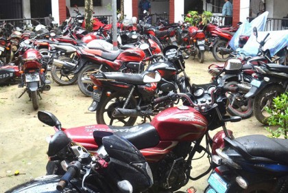ভারতীয় চোরাই মোটরসাইকেলে সয়লাব সিলেট!