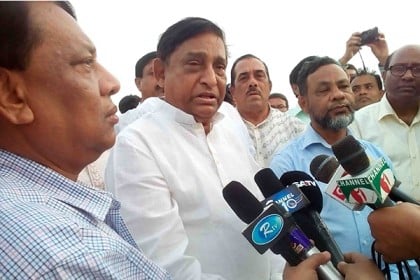 'মানবিক দৃষ্টিকোণ থেকে রোহিঙ্গাদের আশ্রয় দিয়েছে সরকার'