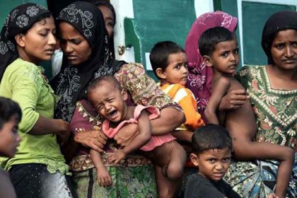 বাংলাদেশে আশ্রয় নেয়া রোহিঙ্গাদের জন্য ত্রাণ পাঠাচ্ছে ইরান