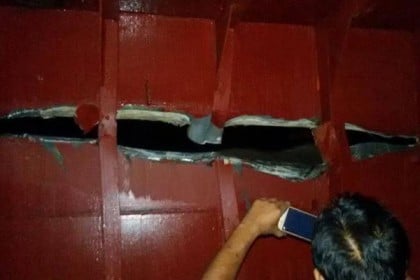 বরিশালে লঞ্চের ধাক্কায় ঢাকাগামী লঞ্চ দুর্ঘটনা কবলিত, আহত ১০