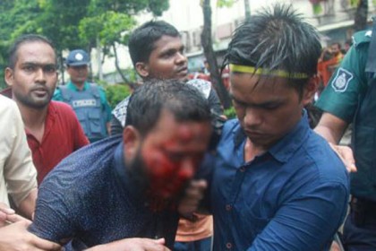 সরকারি চাকরি পেলেন আলোহীন সিদ্দিকুর