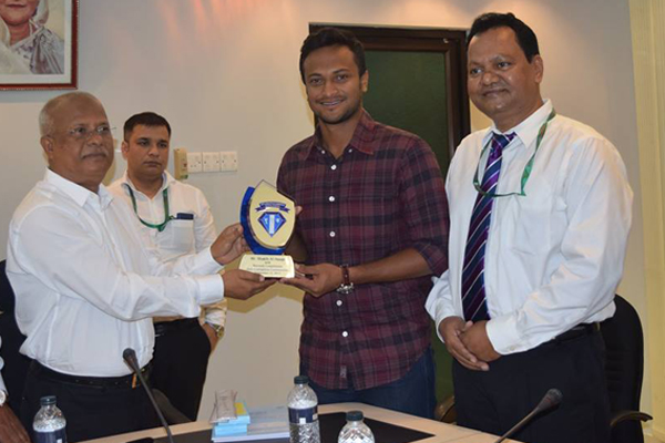 দুদকের শুভেচ্ছা দূত সাকিব আল হাসান 