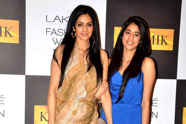 
'‍সাইরাত'-এ‍র রিমেকে বলিউডে অভিষেক শ্রীদেবী কন্যার