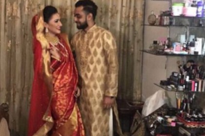 ফের বিয়ে করলেন হৃদয় খান!