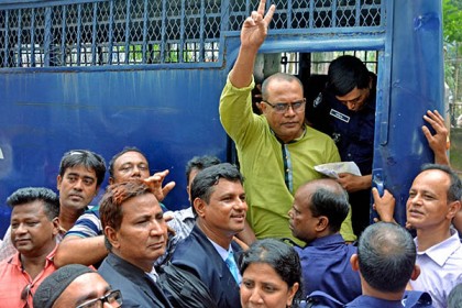 বগুড়ায় ৩ মামলায় বিএনপি নেতা রুবেল কারাগারে
