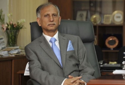 উপাচার্য কার্যালয় থেকে আরেফিন সিদ্দিকের ঠিকানা ২২৯ নম্বর রুম
