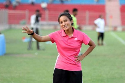 'শুরুটা গল্পের মত শুরু হল'
