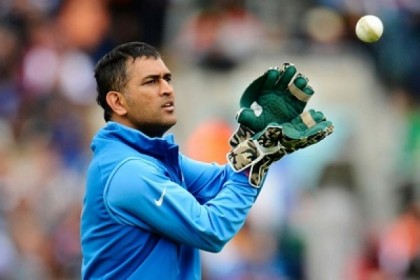 পদ্মভূষণ অ্যাওয়ার্ডে মনোনীত ধোনি