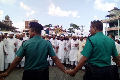 সিলেট থেকে টেকনাফ অভিমুখী রোডমার্চে পুলিশের বাধা