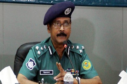 পূজায় বাজি-পটকা না ফোটানোর অনুরোধ সিএমপি কমিশনারের