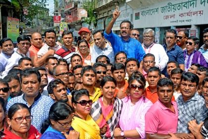 বগুড়া বিএনপি সভাপতি কারাগারে, শনিবার হরতালের ঘোষণা