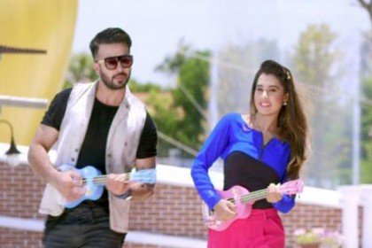 দুই কোটি পেরিয়ে শাকিব-বুবলীর ‘দিল দিল দিল’