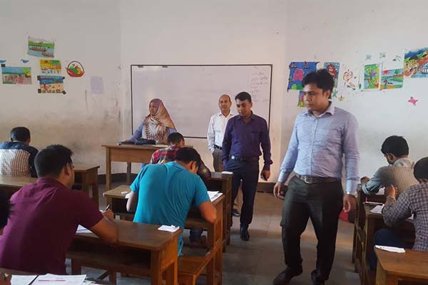 নিয়োগ পরীক্ষায় জালিয়াতির দায়ে দুইজনের কারাদণ্ড
