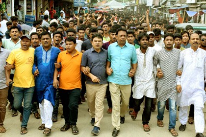 ধুনটে স্বেচ্ছাসেবক লীগের হামলায় ৪ বিএনপি নেতাকর্মী আহত