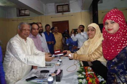 প্রধানমন্ত্রী নারী সমাজকে সম্মানিত করেছেন: শিল্পমন্ত্রী
