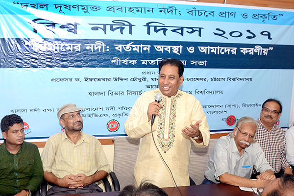 
'নদীগুলোকে বাঁচানোর কোনো বিকল্প নেই'
 