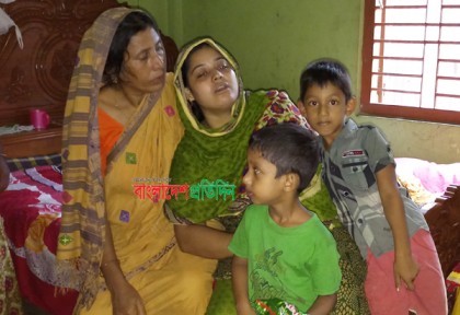 নেত্রকোনায় নিহত সেনা সদস্য জাকিরুলের বাড়িতে শোকের মাতম