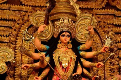 মহাষষ্ঠীর মধ্য দিয়ে শারদীয় দুর্গোৎসব শুরু