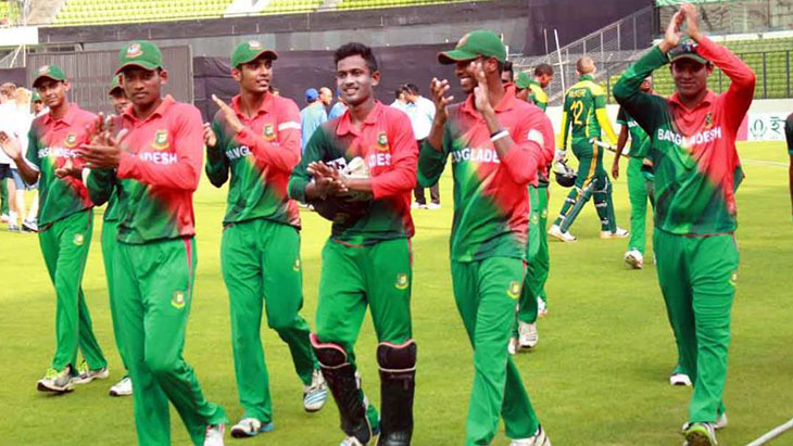 উড়ে গেল আফগান যুবারা