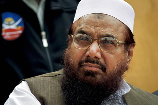 হাফিজ ‘বোঝা’ ঝেড়ে ফেলার ইঙ্গিত পাকিস্তানের