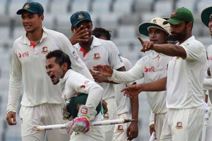 টসে জিতে ফিল্ডিংয়ে বাংলাদেশ