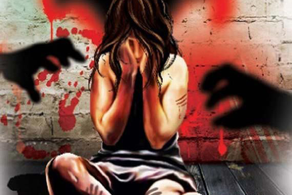 সাভারে বাড়িওয়ালার বিরুদ্ধে পোশাক শ্রমিককে ধর্ষণের অভিযোগ