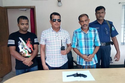 বগুড়ায় বিদেশি পিস্তলসহ আটক ১
