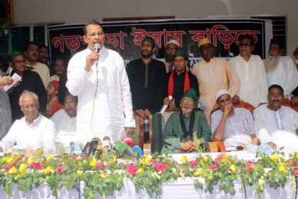 দেশে জঙ্গি দমনের যুদ্ধ চলছে : তথ্যমন্ত্রী