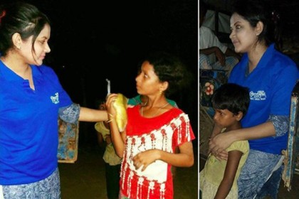 স্বেচ্ছাসেবক হিসেবে রোহিঙ্গাদের মাঝে অভিনেত্রী ঊর্মিলা