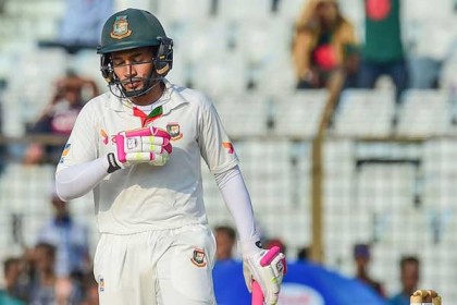 শেষ দিনে কঠিন পরীক্ষার সামনে টাইগাররা