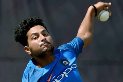 কুলদীপকে প্রশংসায় ভাসালেন শেন ওয়ার্ন