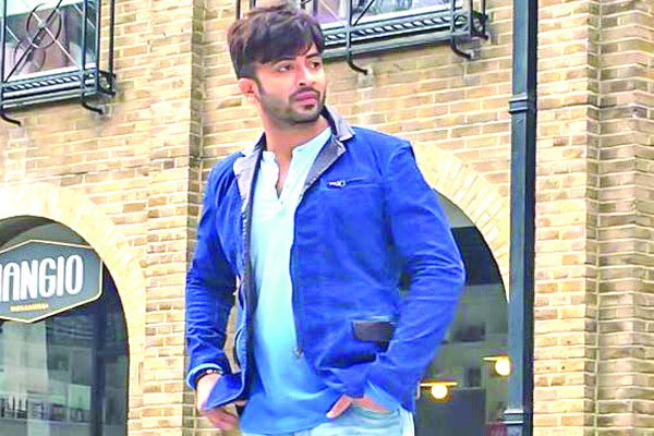 একসঙ্গে নতুন পাঁচ ছবিতে শাকিব খান